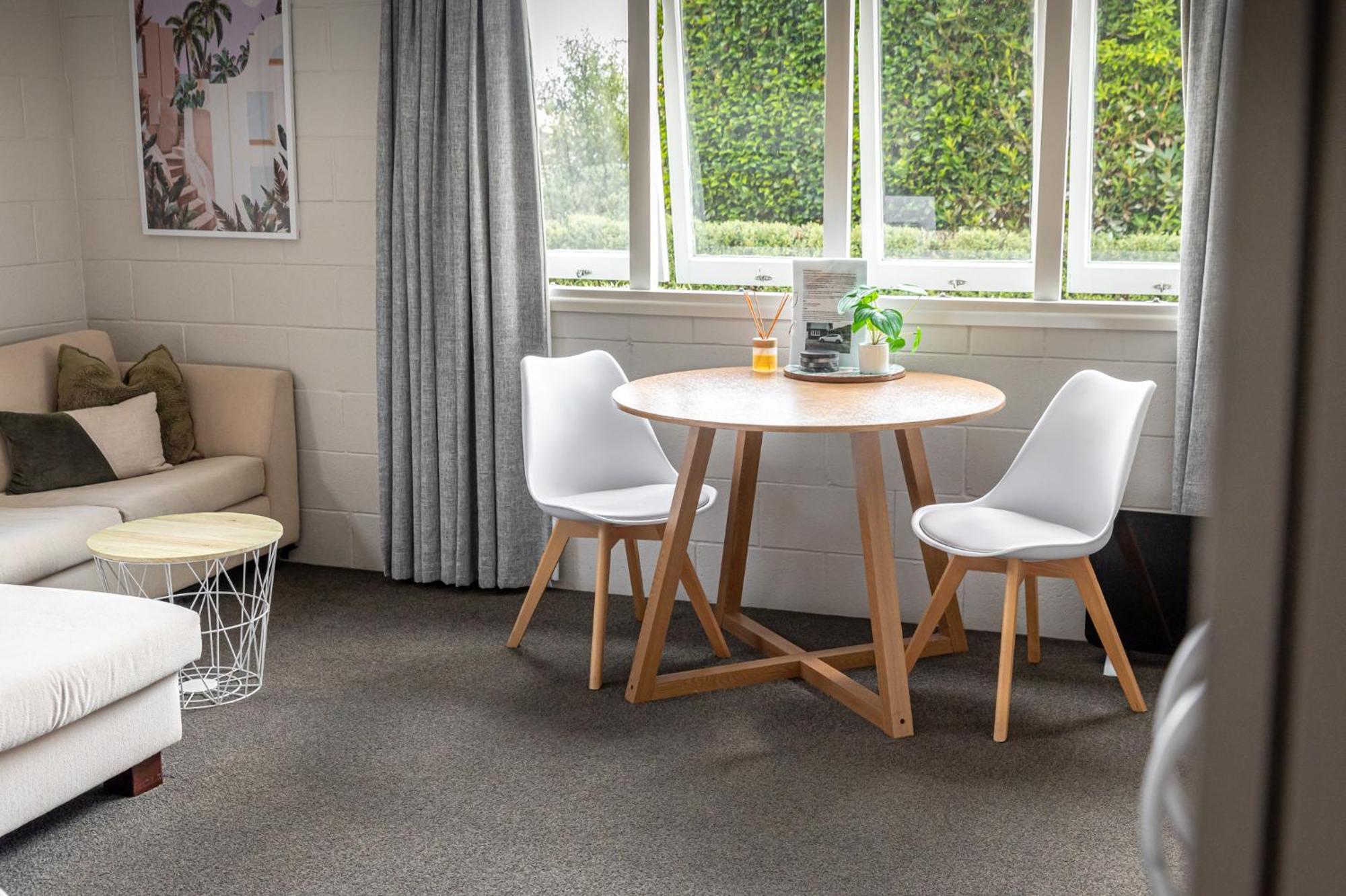 Haven In Taupo Apartment ภายนอก รูปภาพ