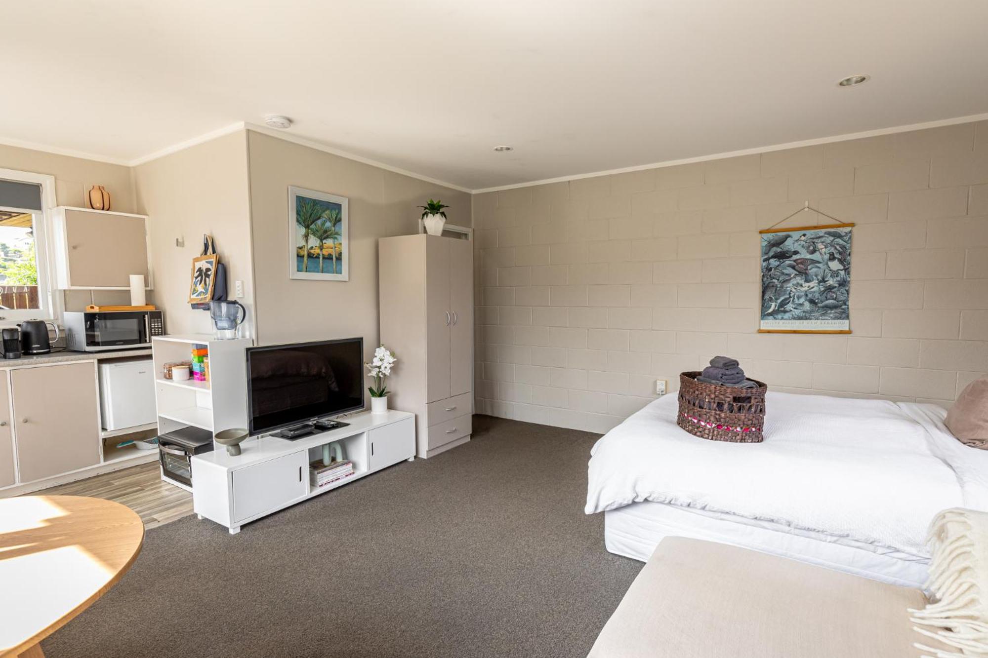 Haven In Taupo Apartment ภายนอก รูปภาพ