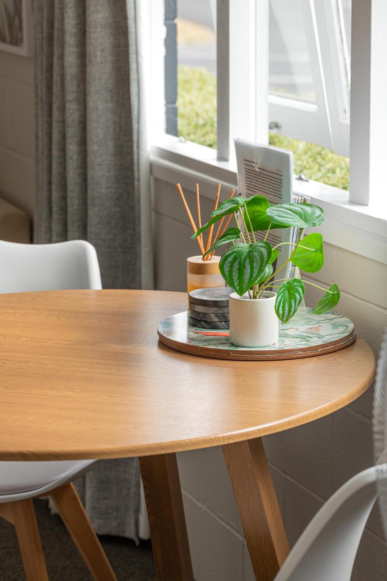 Haven In Taupo Apartment ภายนอก รูปภาพ