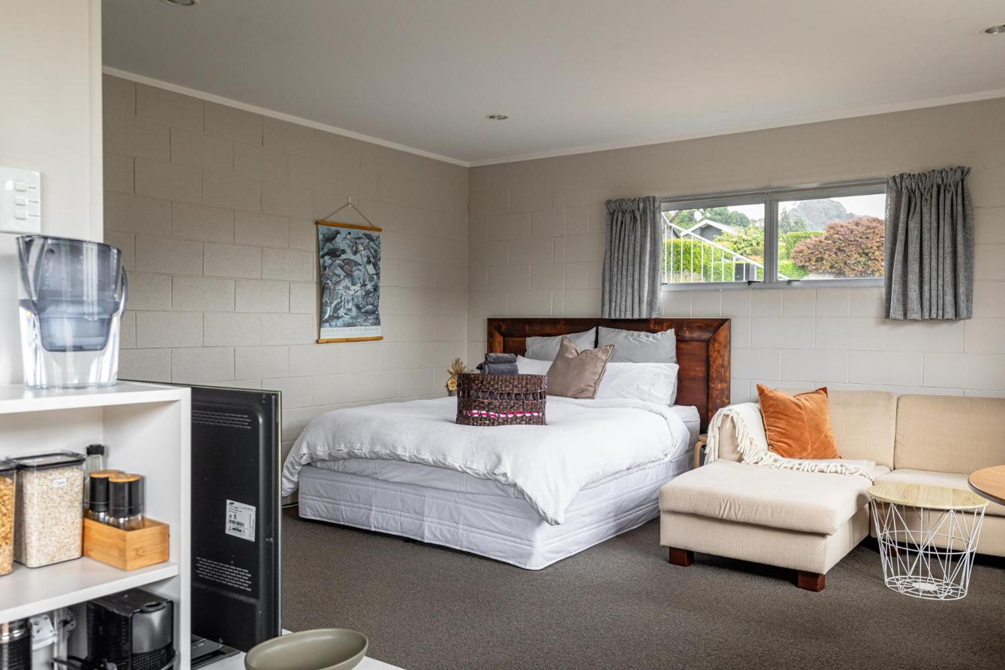 Haven In Taupo Apartment ภายนอก รูปภาพ